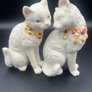 Vintage 1980s Lenox White Porcelain Cats - Classic Cats Collection “First Kiss”